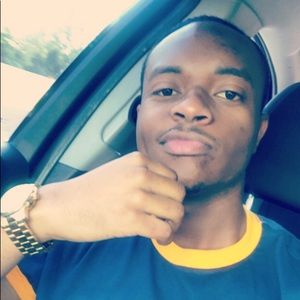 Meet your Posher, Lloyd